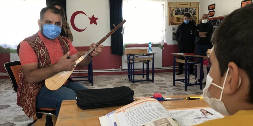 3 bin yıllık  müzik aletleri, Aygün öğretmenle hayat buluyor
