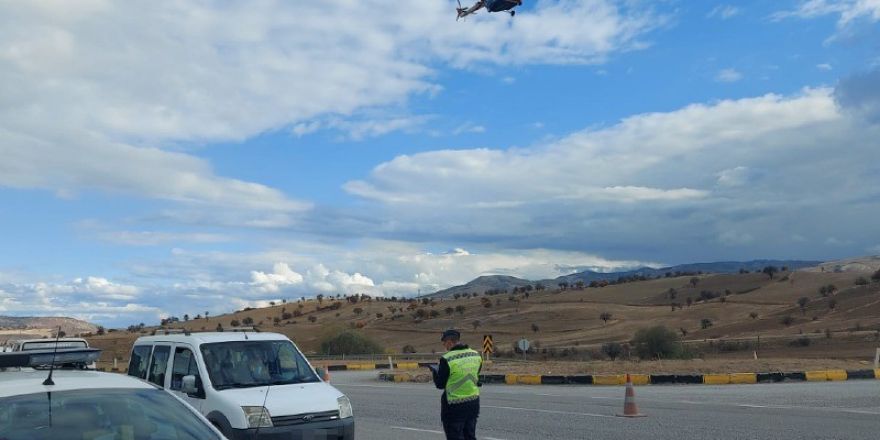 Ankara İl Jandarma ekiplerinden havadan trafik denetimi