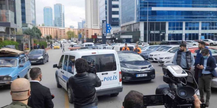 Akşener-Kılıçdaroğlu buluşması öncesi CHP Genel Merkezi önünde gergin anlar
