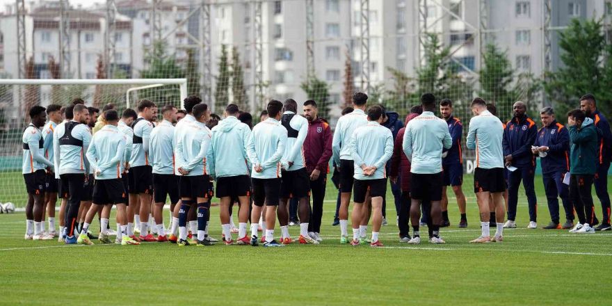 Medipol Başakşehir, Antalyaspor hazırlıklarını sürdürdü