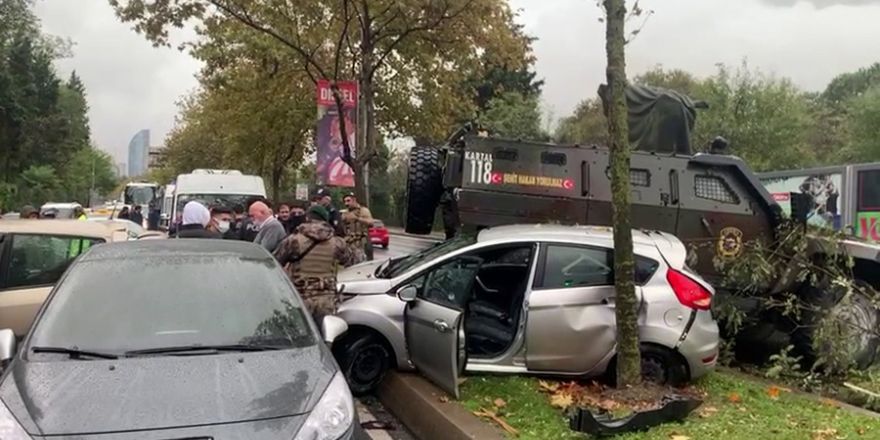 Sarıyer’de zırhlı aracın da içlerinde bulunduğu zincirleme kaza: 3 yaralı