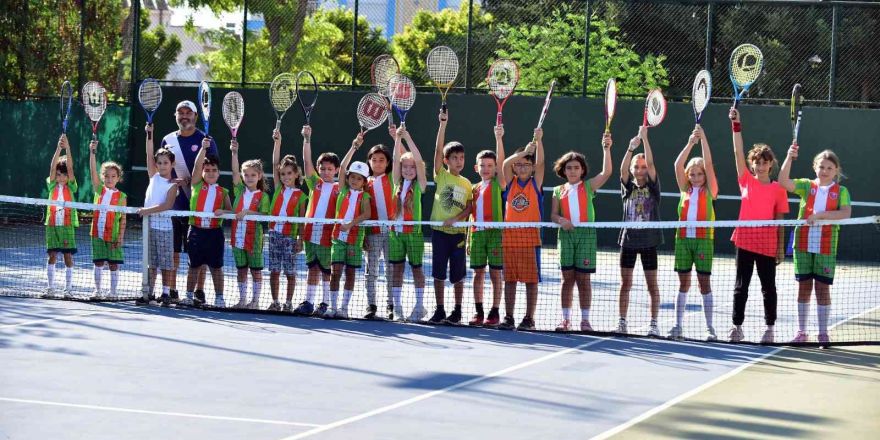 Kepez’de 29 Ekim ‘tenis’ turnuvası
