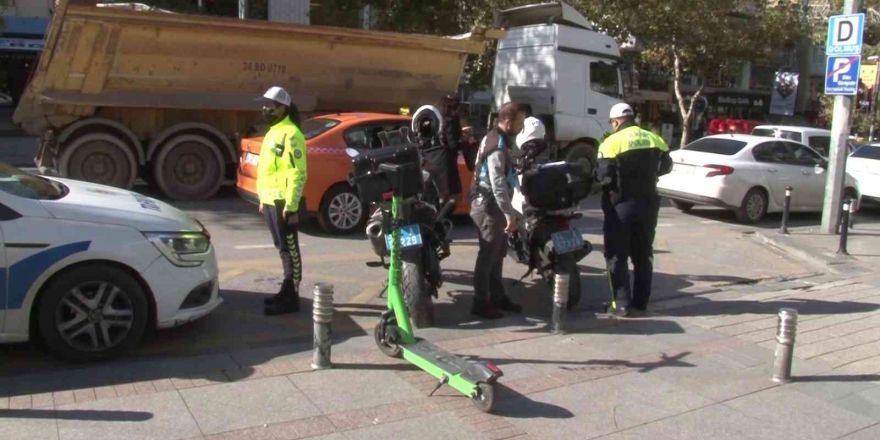 Kadıköy’de elektrikli scooter denetimi gerçekleştirildi
