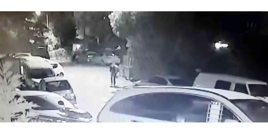 Maltepe’de lüks otomobillere dadanan hırsızlar aynı sokaktaki otomobilleri soydu