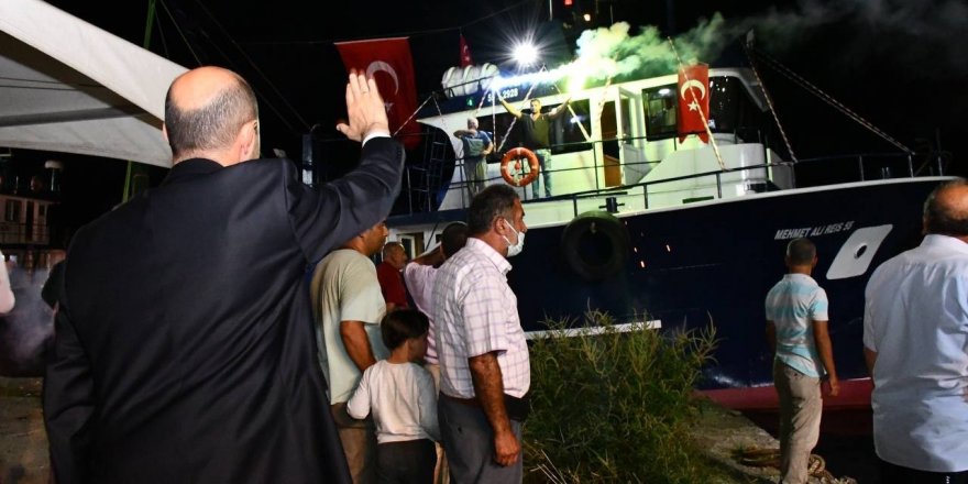Dualarla uğurlandılar