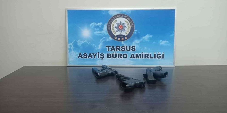 Tarsus’taki asayiş uygulamasında 11 silah ele geçirildi