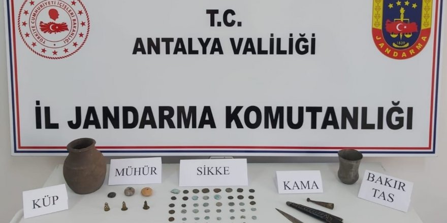 Antalya’da tarihi eser operasyonu