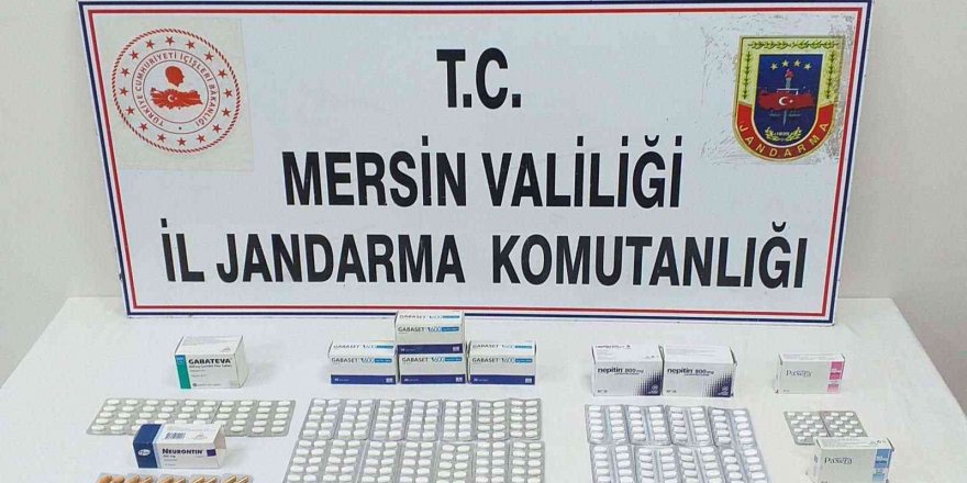 Mersin’de 450 adet sentetik uyuşturucu hap ele geçirildi