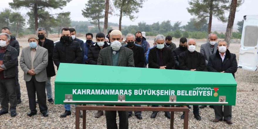 Sahte İçkiden Ölen Yaşlı Adam Toprağa Verildi