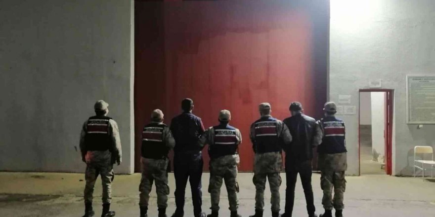 Gaziantep’ten Hatay’a uyuşturucu sevkiyatına jandarma engeli