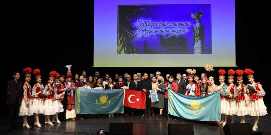 Kazakistan’ın bağımsızlık yıl dönümü Muratpaşa’da kutlandı