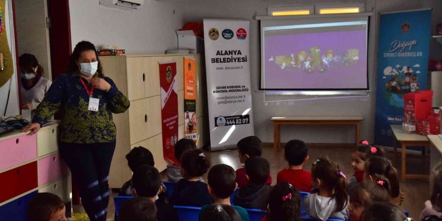 ‘Çevreci Kent Yeşil Alanya’ eğitimi anaokulu öğrencileriyle buluştu