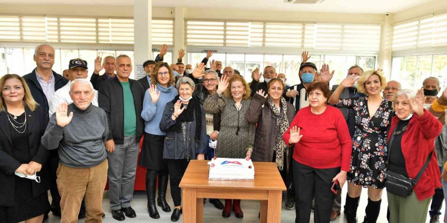 Mersin Emekli Evi’nde yeni yıl heyecanı yaşandı