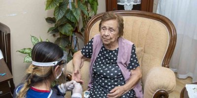 Mersin Büyükşehir Belediyesi, 2021’de 30 bin haneye evde sağlık hizmeti sundu