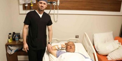 Kötü huylu tümör alındı prostattan kurtuldu