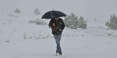 Mersinli çiftçilerin "kar" sevinci