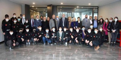 İş İnsanları Mtosb’yi Ziyaret Etti