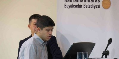 Kahramanmaraş’ta otizmli gençten piyano resitali