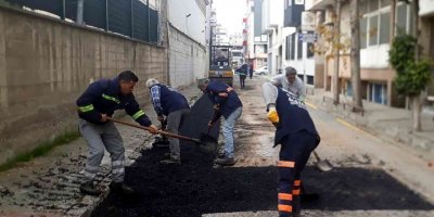 Akdeniz Belediyesi yol çalışmalarına aralıksız devam ediyor