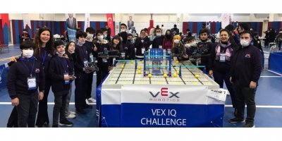 Tarsus Kadın ve Çocuk Bilim, Teknoloji Atölyesi öğrencilerine Enerji Ödülü