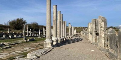 Perge Antik Kenti’nin ziyaretçi sayısı 2021 yılında yüzde yüz arttı