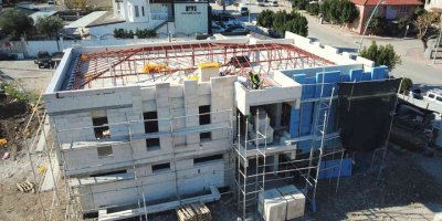 Kemer’de anaokulu ve sanat okulu inşaatları hızla ilerliyor
