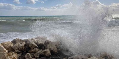 Akdeniz’de fırtına