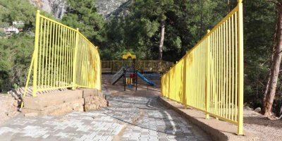 Alanya’da 2 mahalleye çocuk parkı