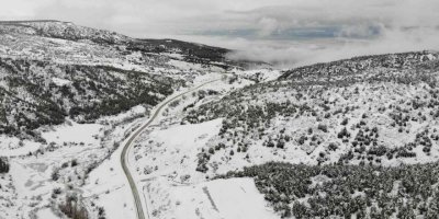 Burdur-Isparta Dostluk Yolu 7 saat sonra trafiğe açıldı