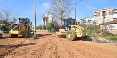 Kepez’de yol yapım çalışması