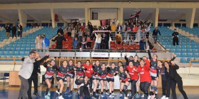 Kadınlar Hentbol 1. Ligi: Adasokağı Spor Kulübü: 28 - Mersin BŞB Spor Kulübü: 18