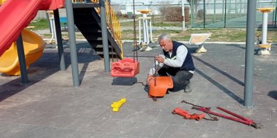 Akdeniz’de parklara bahar bakımı