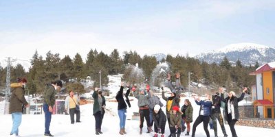 Mola Evleri Çocuklara Eğlence, Ailelere Destek Oluyor