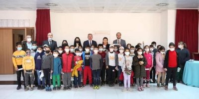 Genç beyinlere "Nesli Tükenmekte Olan Canlılar" konulu farkındalık eğitimi