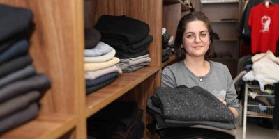 Yılda 2 Bin Kişi Dayanışma Evinden Giyiniyor