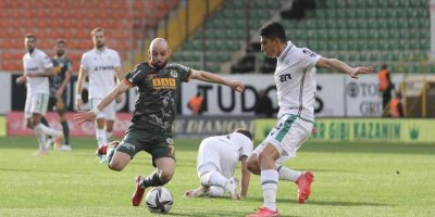 Spor Toto Süper Lig: Alanyaspor: 5 - Konyaspor: 1 (Maç sonucu)