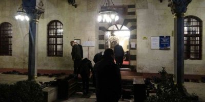 Miraç Kandili Dolayısıyla Habib-i Neccar Camii’nde Şehitlere Dualar Edildi