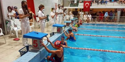 Adana’da Yüzme Milli Takım Seçme Yarışları tamamlandı
