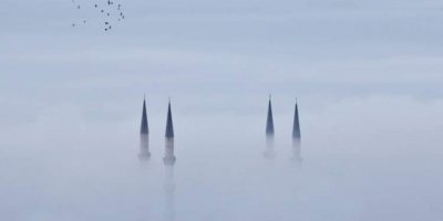 Abdulhamid Han Camii sislere büründü