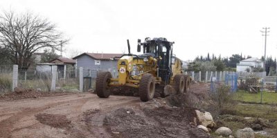 Döşemealtı’nda yeni yollar hizmete giriyor