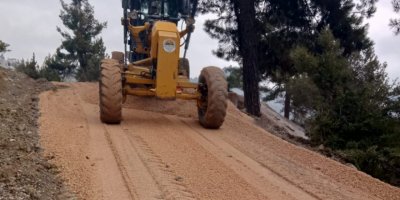 Başkan Yılmaz: “Yüksek kesimlerde konforlu ve güvenli yollar oluşturduk”