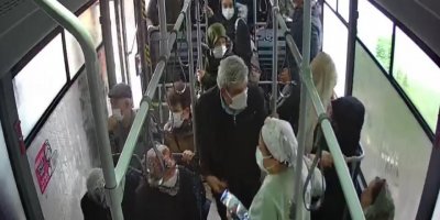 Otobüste fenalaşan kadına yolcular müdahale etti, şoför hastaneye yetiştirdi