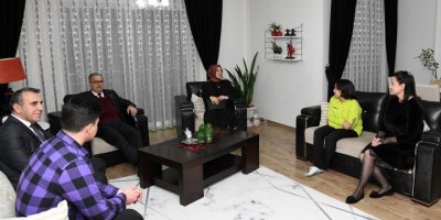 Vali Su: "her Zaman Şehit Ailelerimizin Yanındayız"