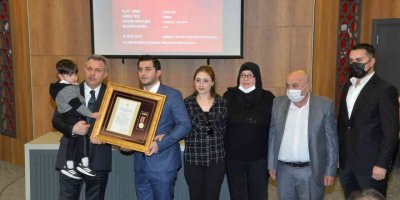 Adana’da Şehit Yakını Ve Gazilere Devlet Övünç Madalyası Verildi