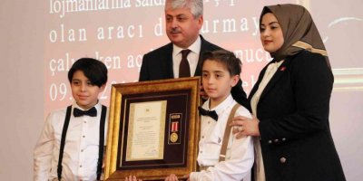 Hatay’da Şehit Yakınları Ve Gazilere Devlet Övünç Madalyası Ve Beratı Verildi
