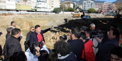 Başkan Yücel Devam Eden Projeleri Tek Tek Gezdi