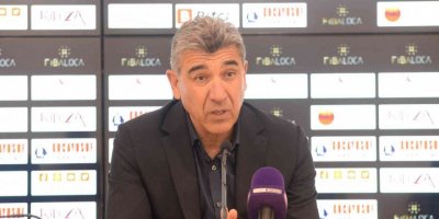 Sait Karafırtınalar: "Hakemin tutarsız yönetimiyle güzel bir maçı az daha faciayla bitiriyorduk"