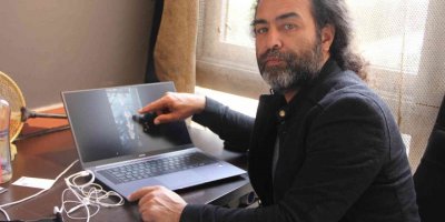 Doğu Akdeniz’de yoğunlaşan denizanaları, balıkçıların kabusu oldu