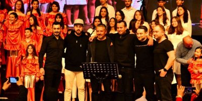 Kayahan, Manavgat’ta konserle anıldı