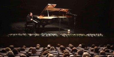 Mezitli Belediyesi Kültür Merkezi, sanatın merkezi oldu